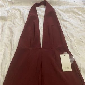 Deep plunge, backless burgundy gown NWT